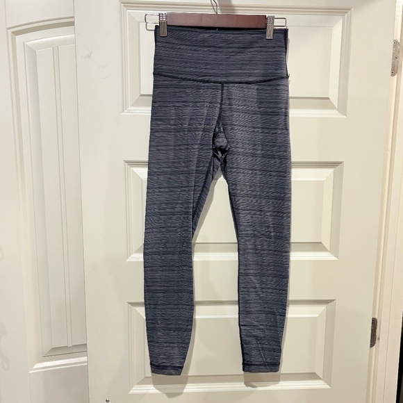 Lululemon High Times Pant Luxtreme Stripe Deep Coal Black Women's Small 4/6 - Picture 3 of 5